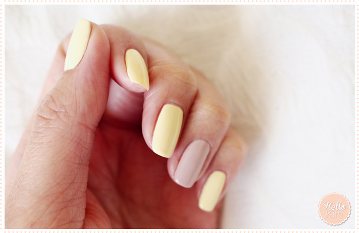 Nail art bicolore jaune pastel et nude - HelloKim