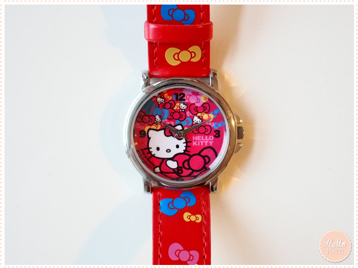 Montre Hello Kitty rouge - vue face - HelloKim